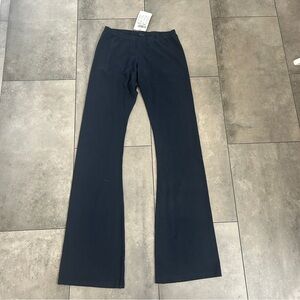 NEW BRANDY MELVILLE navy blue flare pants one size